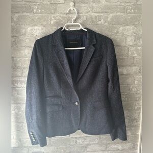 Banana Republic size 6 Blazer in blue just beautiful classic blazer well made